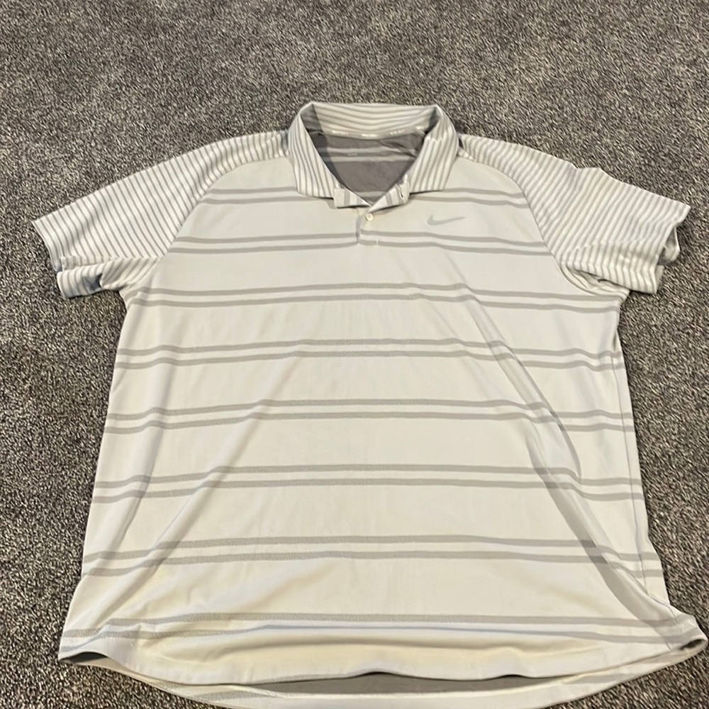 Tiger Woods Nike zonal cooling golf shirt. XXL. Like new.